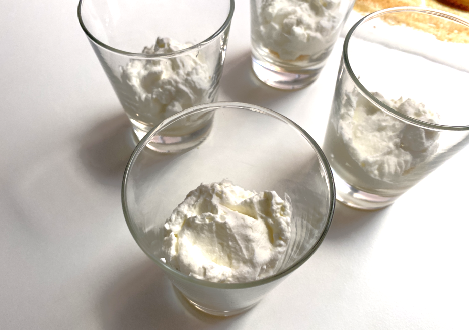 Cómo hacer goxua. El postre vasco de crema y nata
