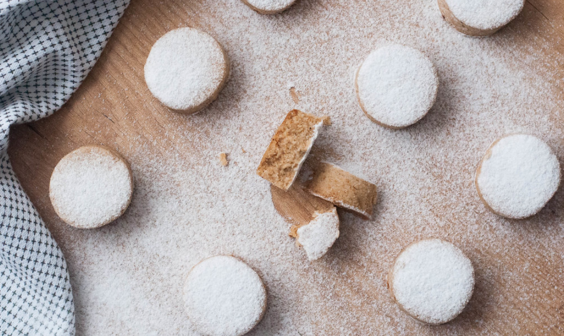 Polvorones caseros. Receta navideña de los polvorones más fáciles