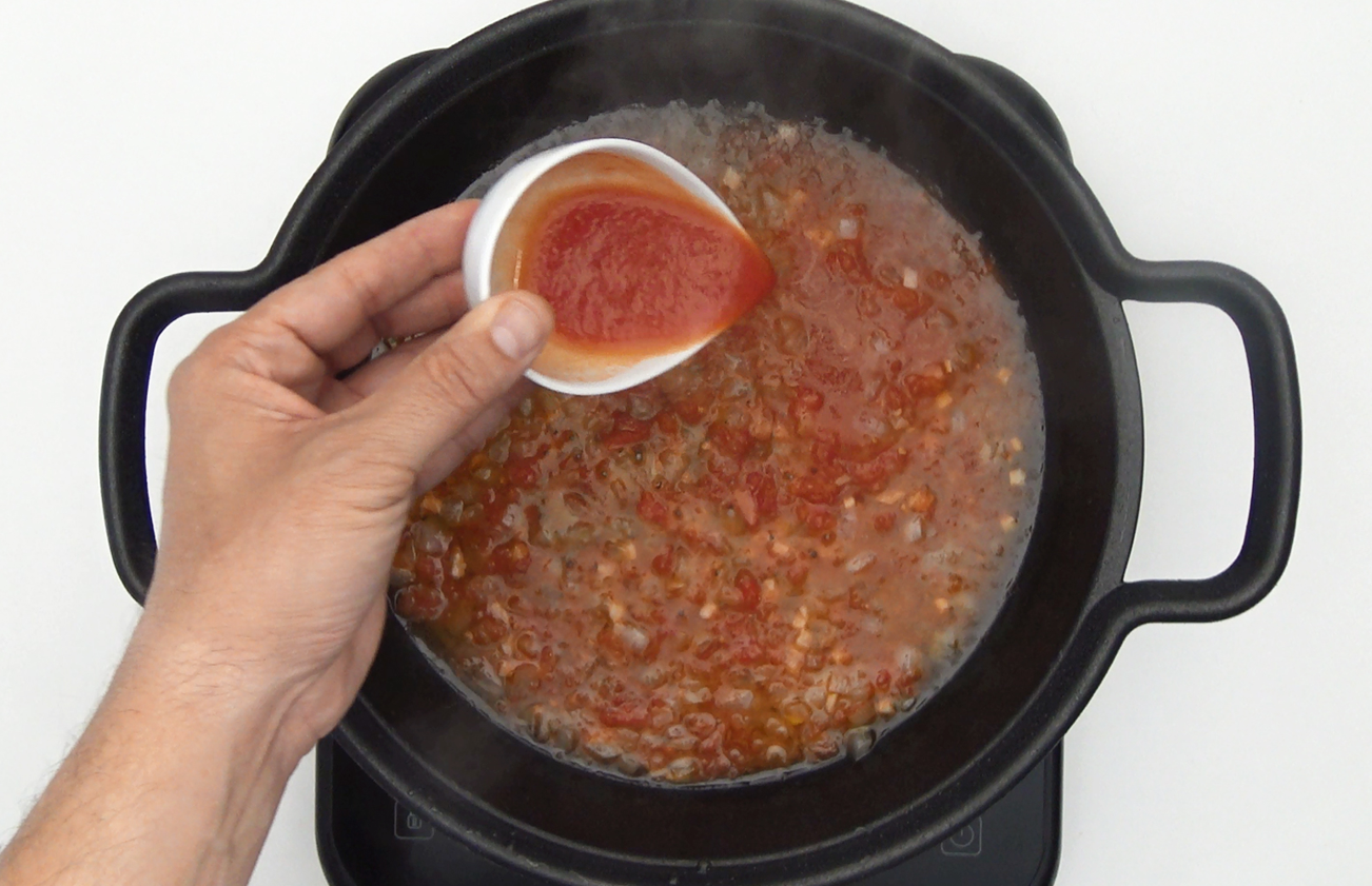 Rape en salsa de tomate y parmentier de patata