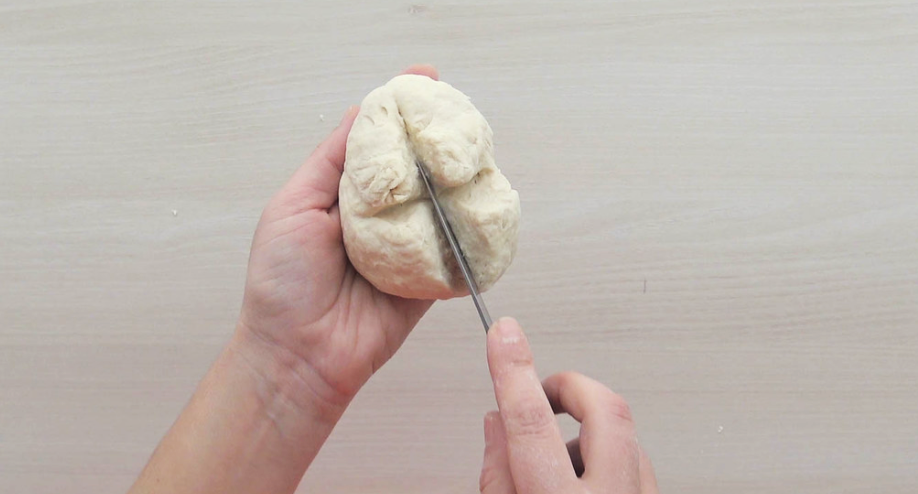 Cómo hacer Roscón de Reyes: hacer corte en fermento