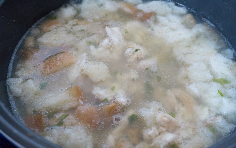 Sopa de pescado tradicional, barata y muy fácil de preparar