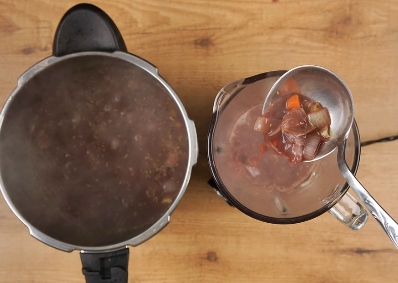 Carrilleras de ternera en olla express. Receta de la abuela