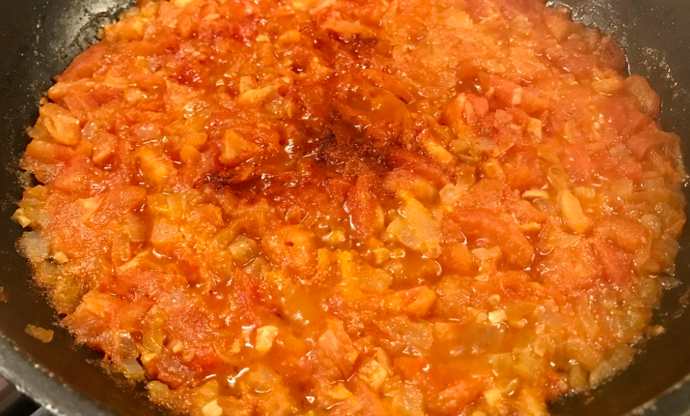 Huevos a la flamenca. Receta sana, sabrosa y barata
