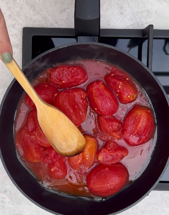 Huevos al plato. La receta tradicional más fácil