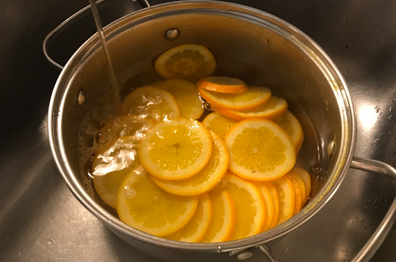 Cómo hacer naranjas confitadas caseras para el roscón u otros dulces