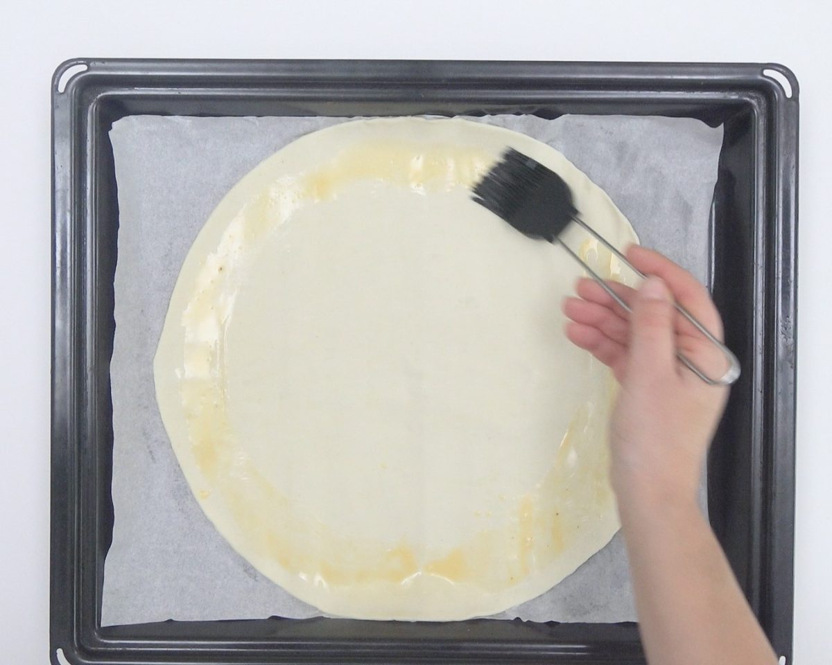 Panchineta o Pantxineta con crema pastelera. Postre vasco fácil y rico