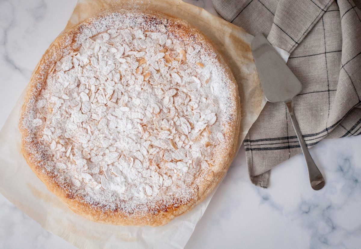Panchineta o Pantxineta con crema pastelera. Postre vasco fácil y rico