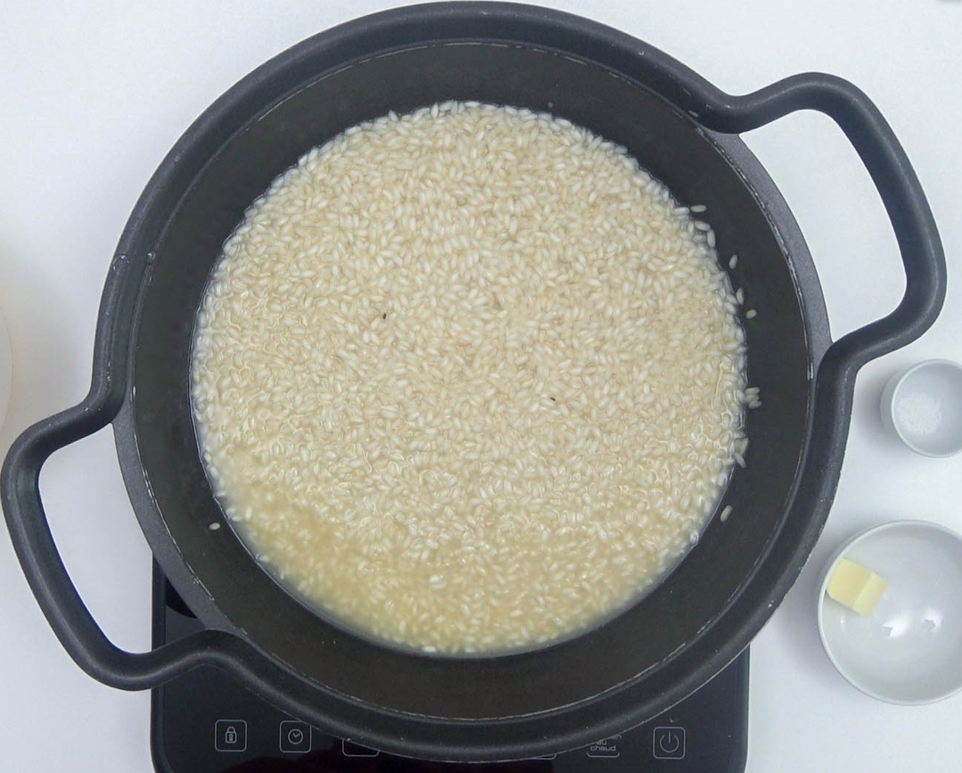Risotto alla parmigiana o risotto a la parmesana