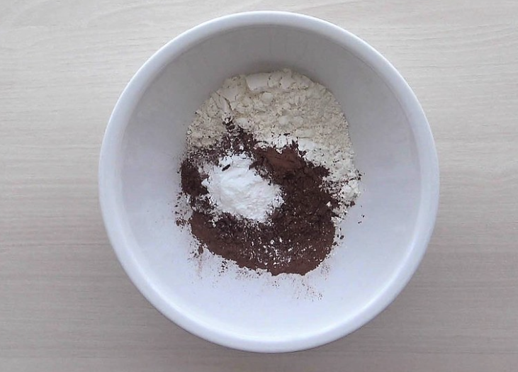 El bizcocho de chocolate irresistible que tienes que probar sí o sí