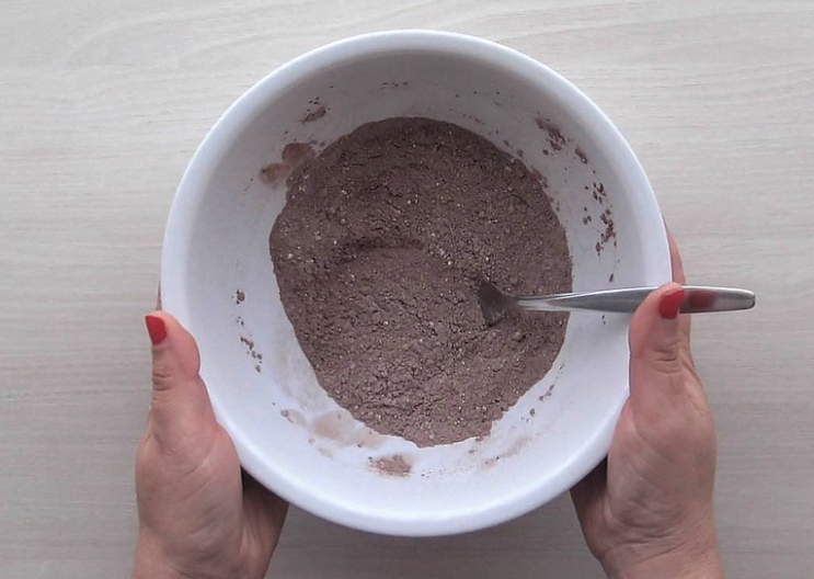 El bizcocho de chocolate irresistible que tienes que probar sí o sí