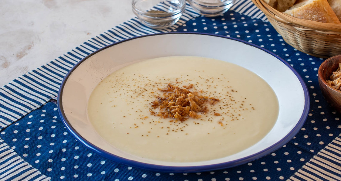 Cómo hacer crema de coliflor. Receta ligera y sabrosa paso a paso