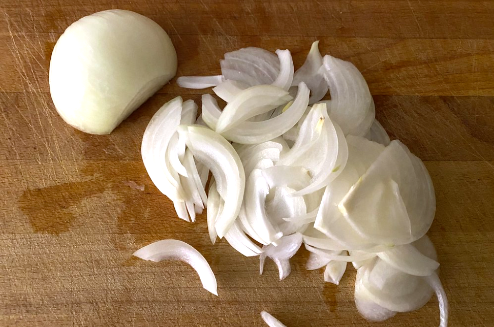 Cómo hacer crema de coliflor. Receta ligera y sabrosa paso a paso