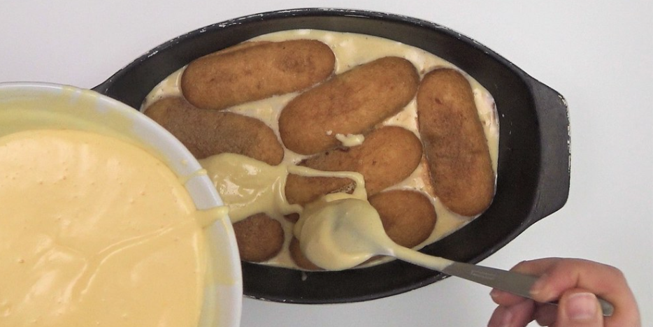 Receta de tiramisú: seguir alternando capas