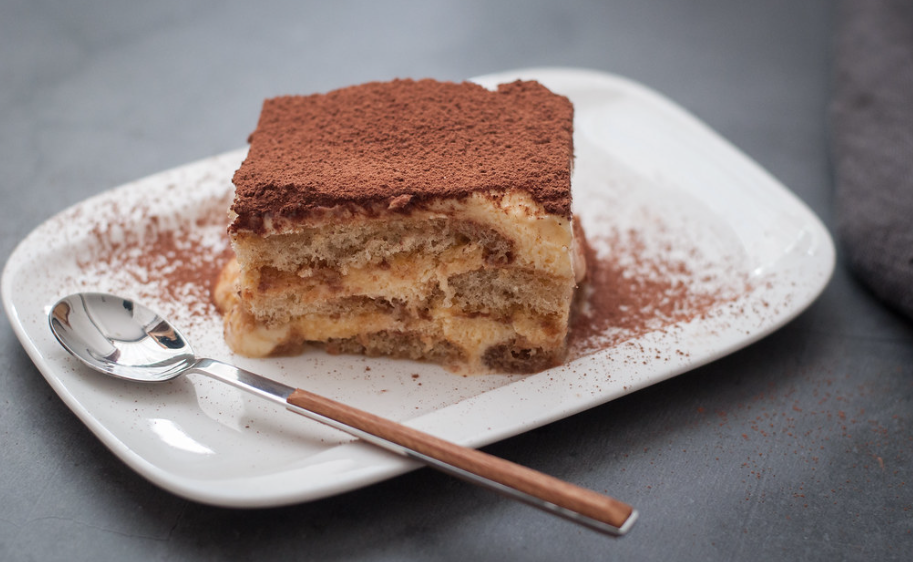 Tiramisú casero y fácil, con la receta italiana