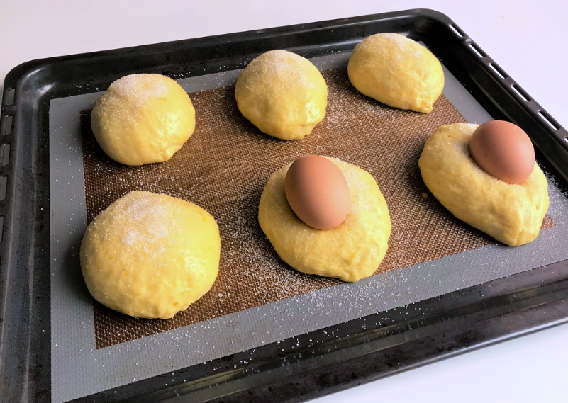 Mona de pascua. postre de semana santa.