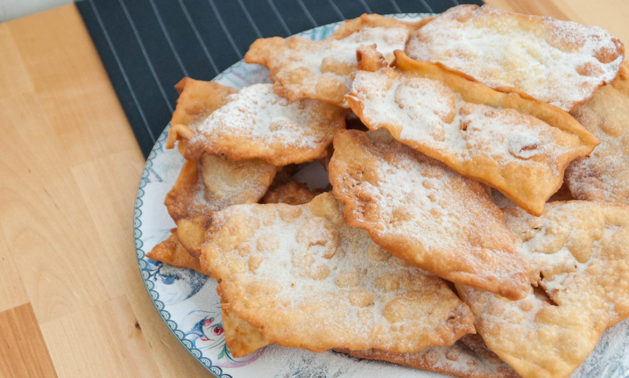 Orejas u hojuelas de Carnaval, postre delicioso y tradicional