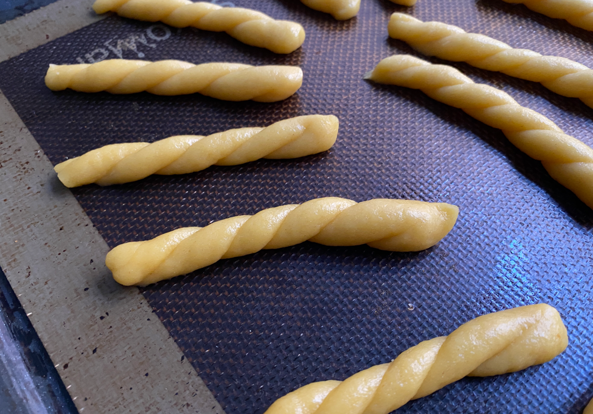 Retorcidos. Receta de las rosquillas leonesas de Carnaval
