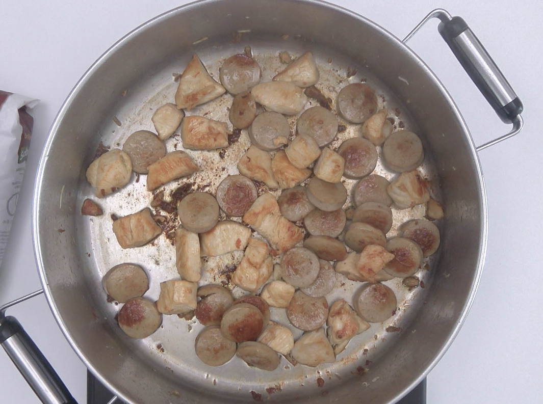 Arroz Jambalaya. Receta tradicional de la cocina criolla