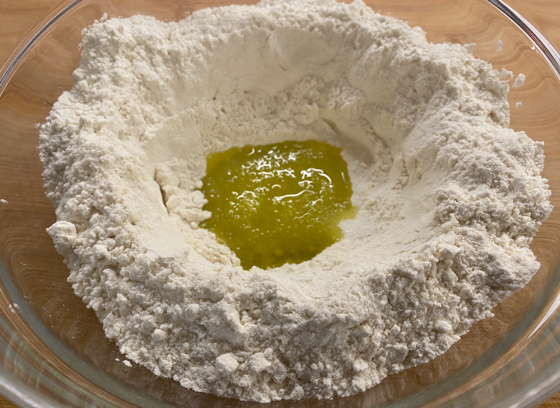 Coca de vidre o coca de cristal. Receta tradicional catalana