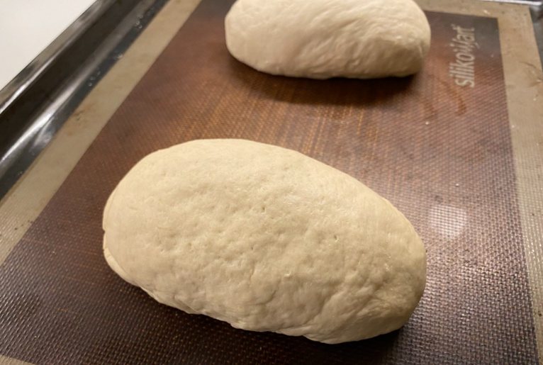 Coca de forner o coca de pan dulce. Receta tradicional paso a paso