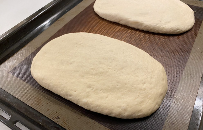 Coca de forner o coca de pan dulce. Receta tradicional paso a paso