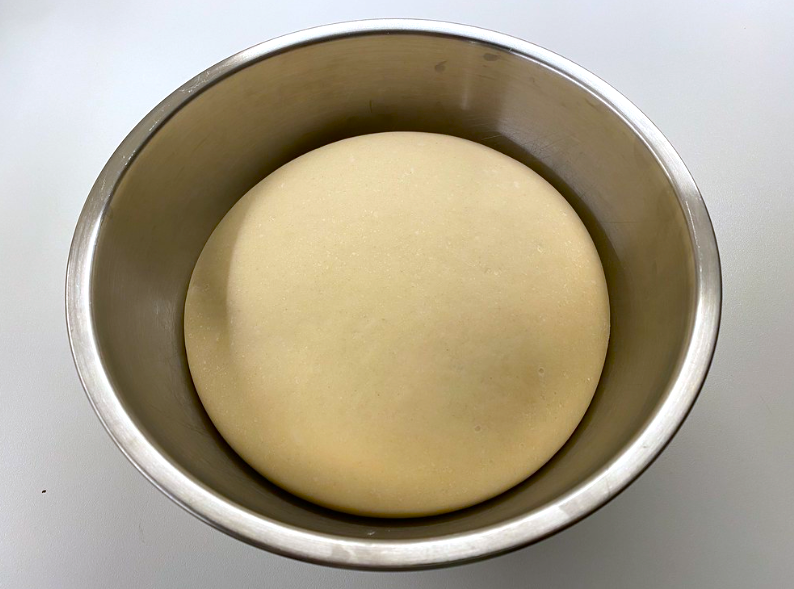 Coca de forner o coca de pan dulce. Receta tradicional paso a paso