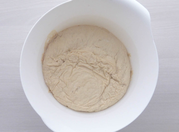 Empanada gallega rellena de carne