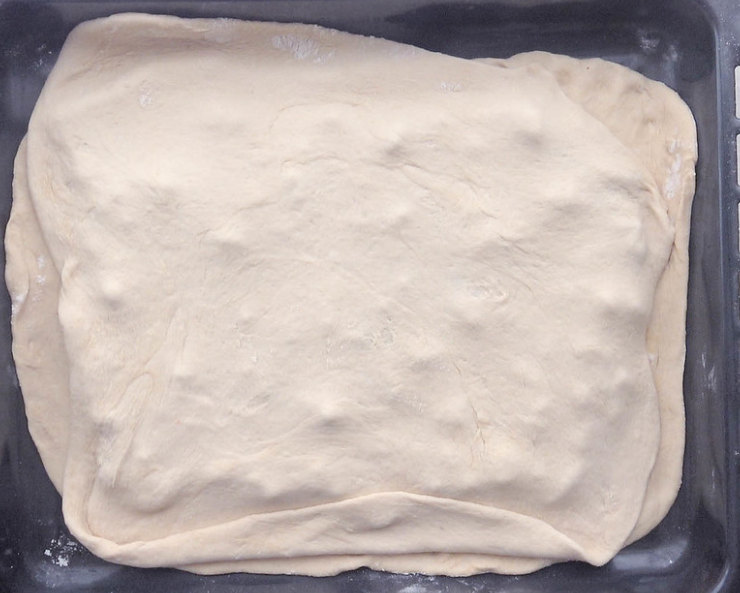 Empanada gallega rellena de carne