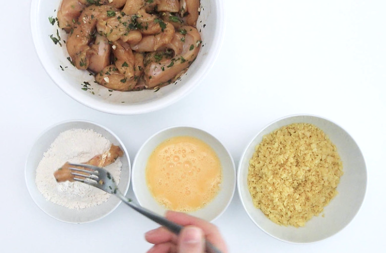 Fingers o tiras crujientes de pollo. Hechas en horno y freidora de aire