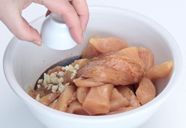 Fingers o tiras crujientes de pollo. Hechas en horno y freidora de aire