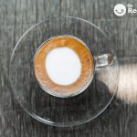 Cómo hacer un Flat White coffee, el café de moda