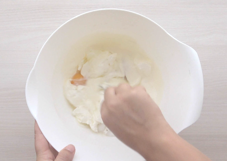 Receta de tarta de queso: mezclar