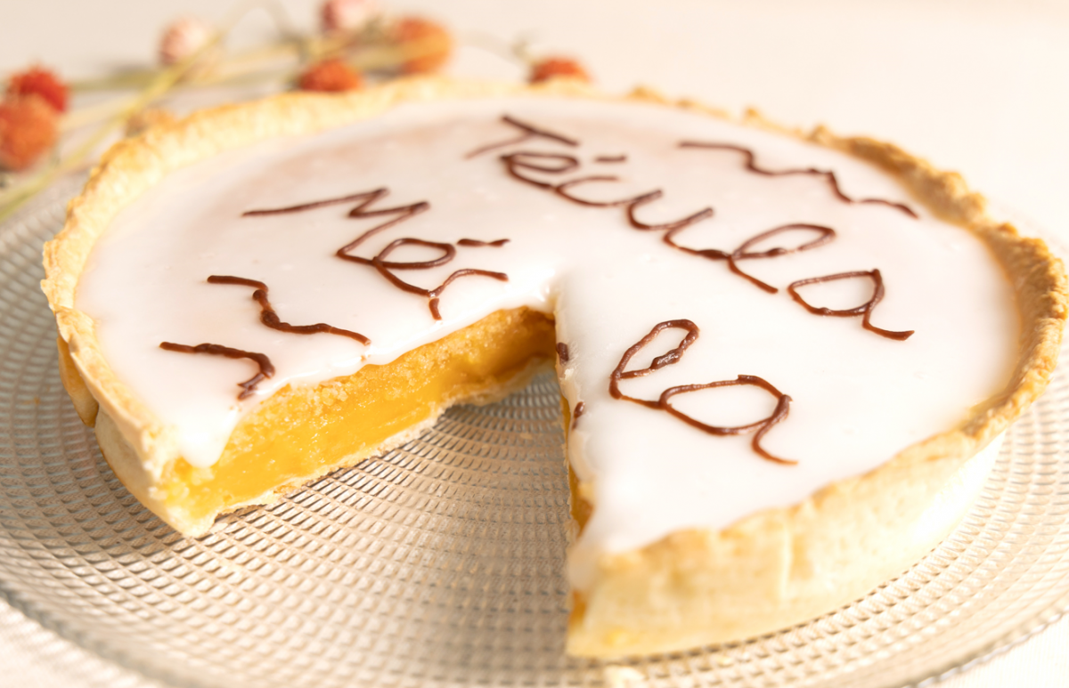 Técula Mécula. Tarta de almendra y yema