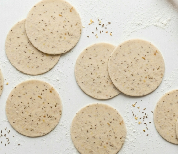 Empanadillas dulces rellenas de cabello de ángel o dulce de cidra. Postre tradicional andaluz