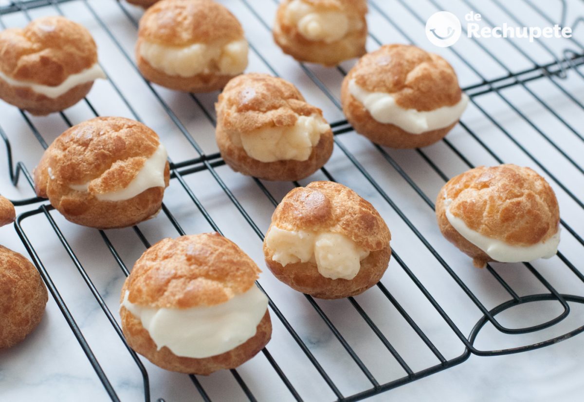 Bocaditos de nata y crema pastelera, una delicia irresistible