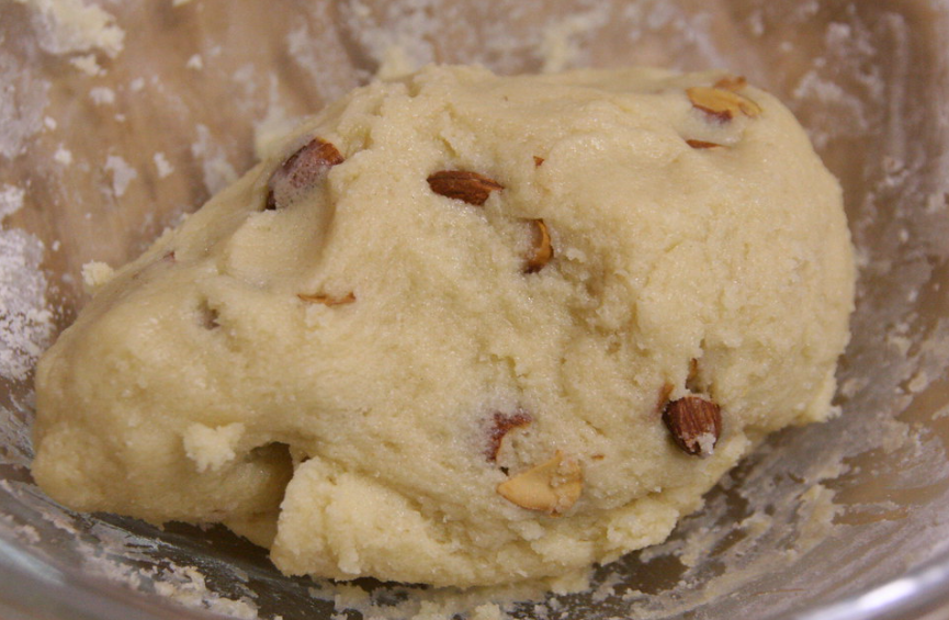 Cantucci o galletas italianas de almendra