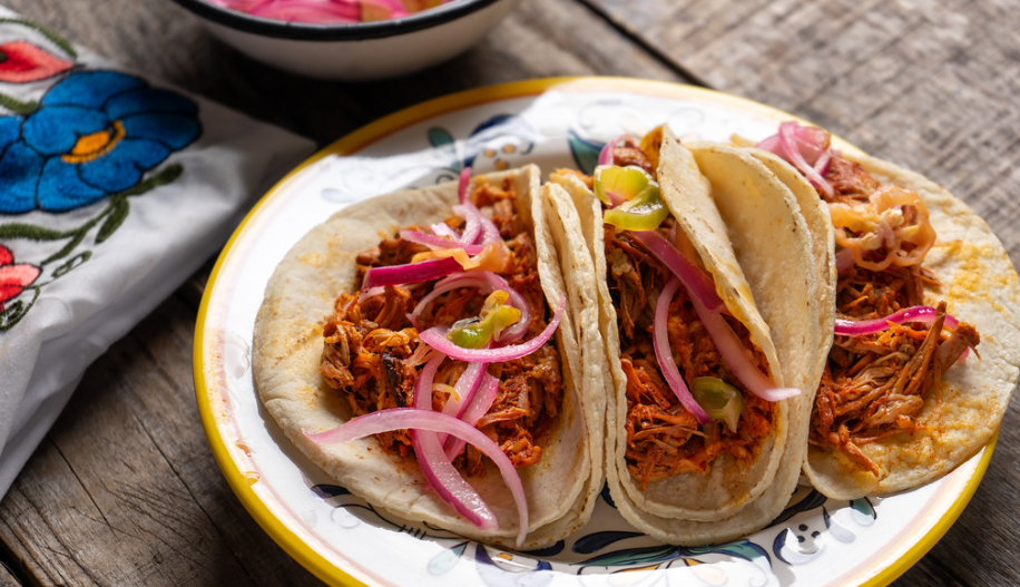 Tacos de cochinita Pibil. Receta mexicana