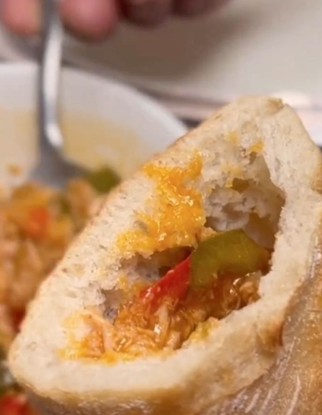 Pepitos valencianos. Panecillos rellenos de atún y pisto