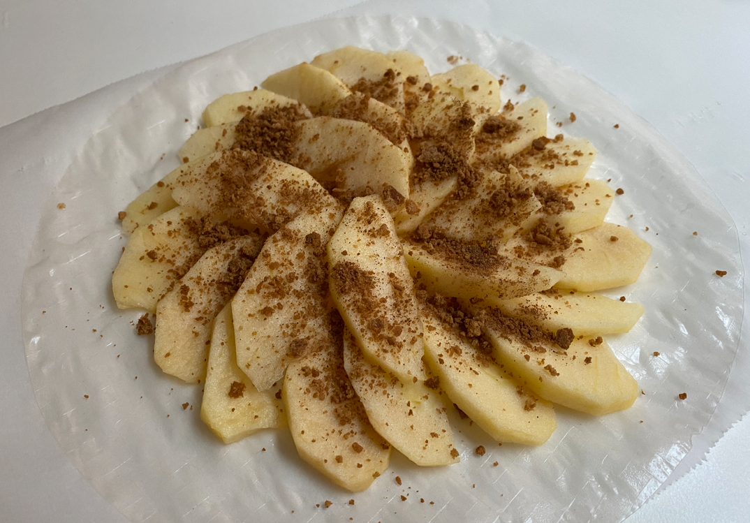 Cómo hacer pastel de manzana y papel de arroz en freidora de aire