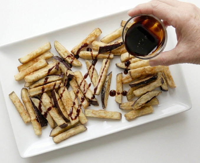 Berenjenas con miel fritas, un aperitivo crujiente y típico del sur