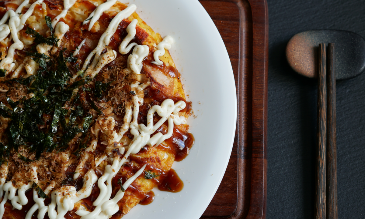 Cómo hacer la salsa Okonomiyaki para acompañar la tortilla japonesa