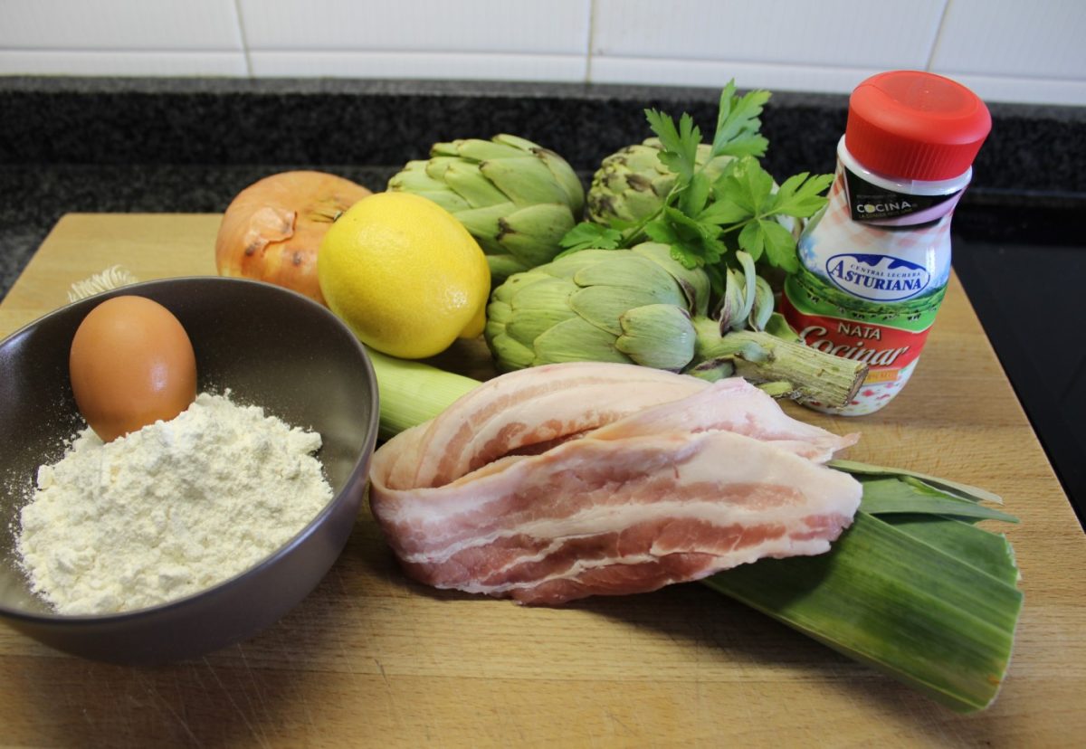 Alcachofas rebozadas en salsa