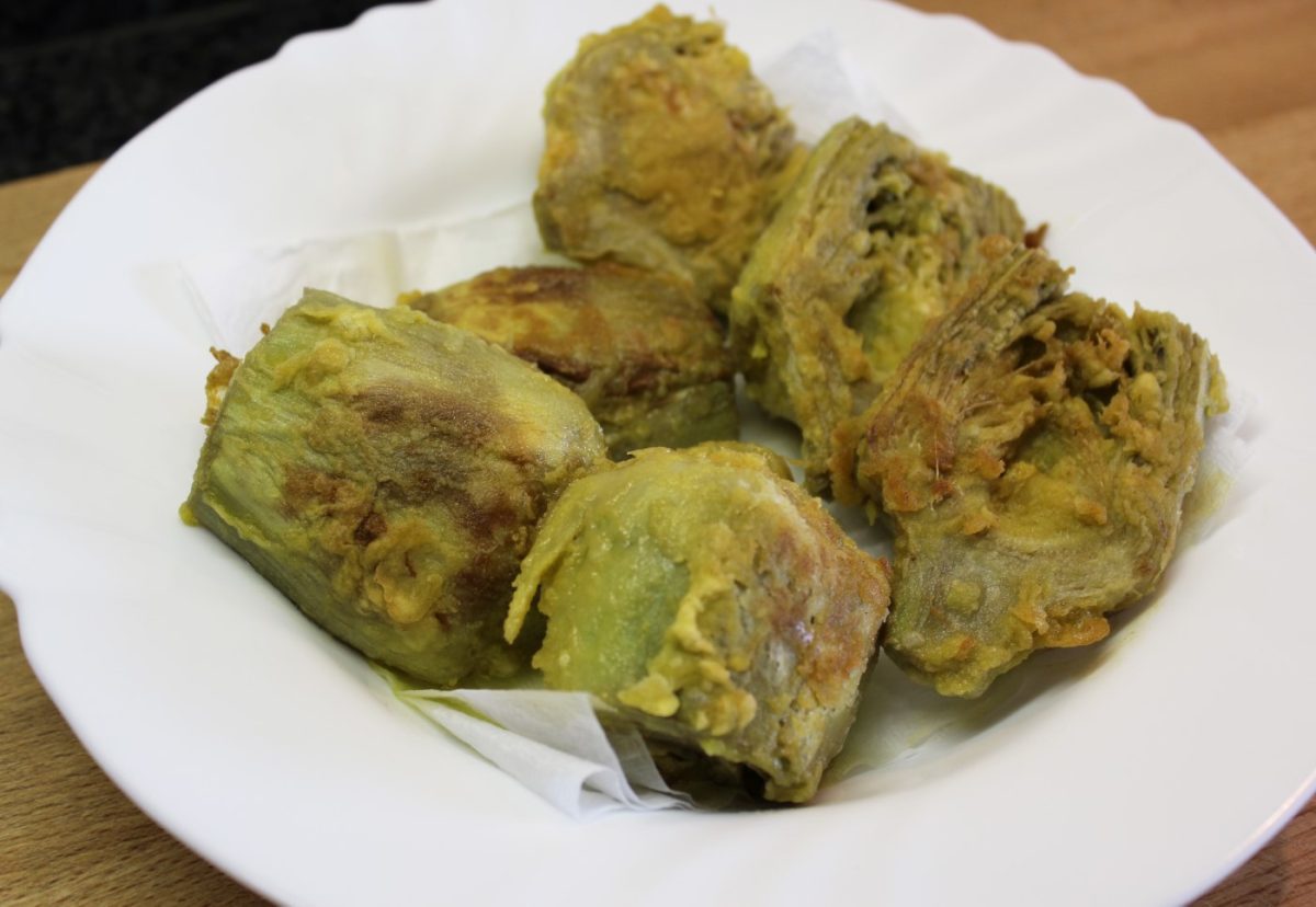 Alcachofas rebozadas en salsa