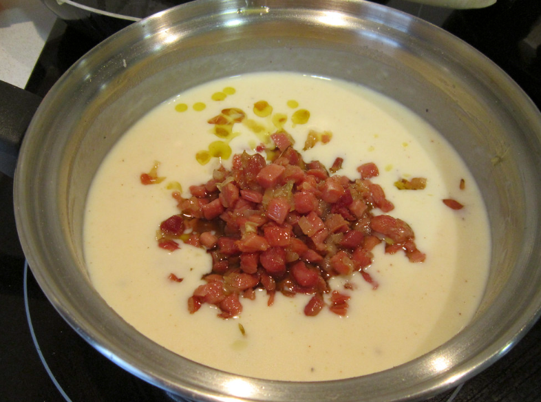 Alcachofas rellenas de jamón gratinadas al horno