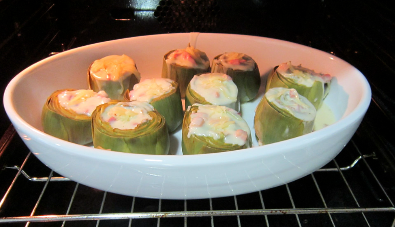 Alcachofas rellenas de jamón gratinadas al horno