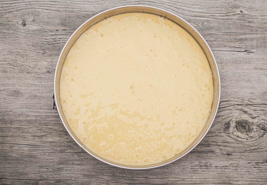 Bizcocho de limón y yogur. esponjoso, fácil y jugoso