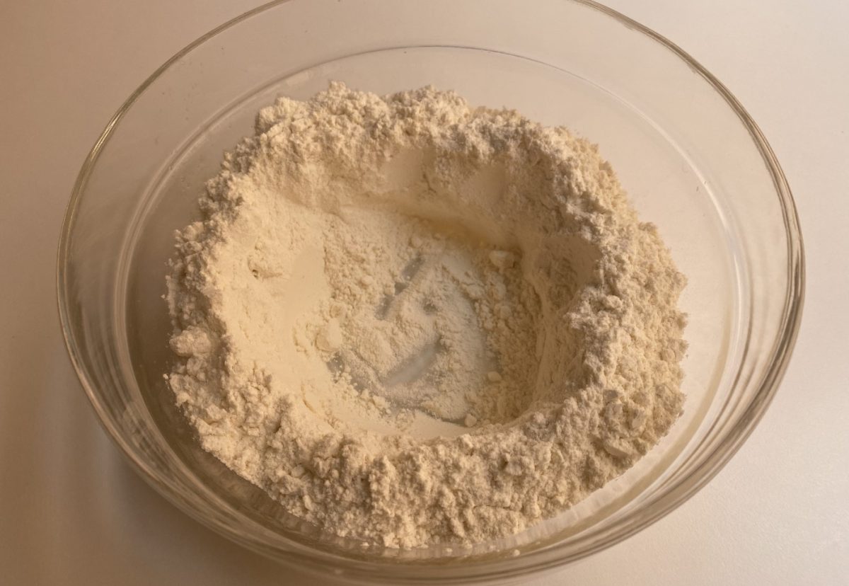 Coca amb tonyina. Receta tradicional alicantina