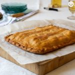 Coca amb tonyina. Receta tradicional alicantina