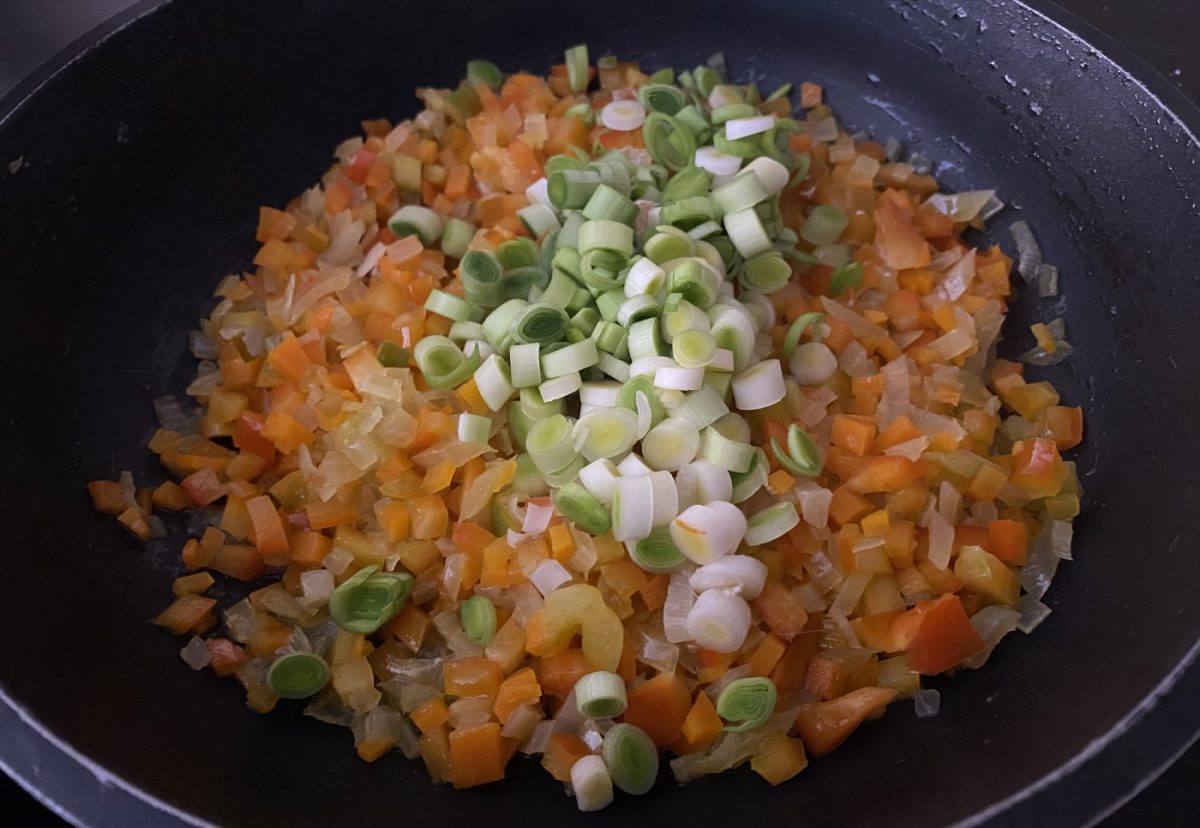 Codorniz confitada con alubias rojas. Un rico guiso de legumbres