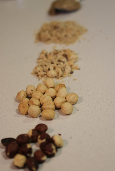 Cómo elaborar mantequilla o crema de frutos secos. Mantequilla de cacahuete, almendra, avellana...